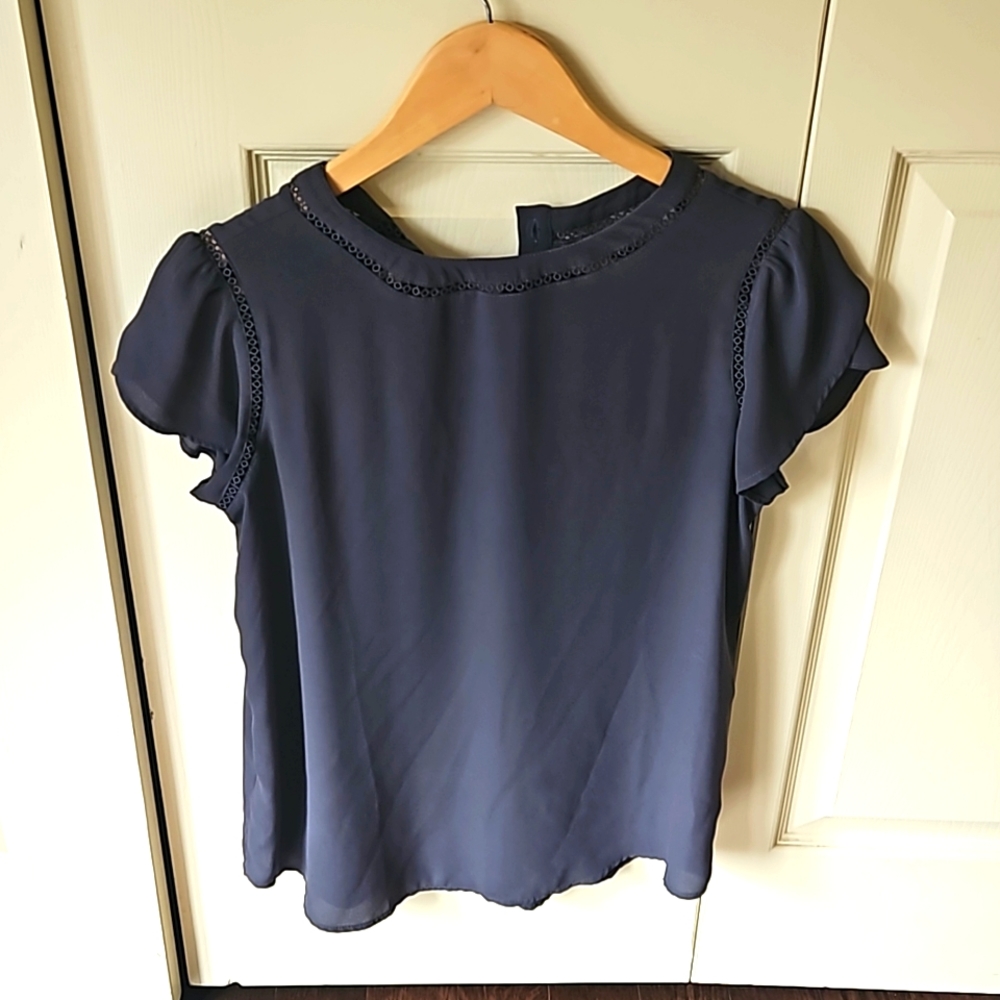 Gray loft xs short sleeve blouse